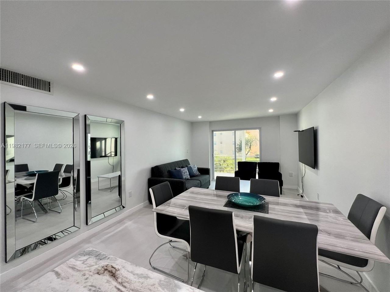 8595 Sunrise Lakes Blvd #207 - Photo 2 of 25