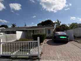 310 Ne 58th St #B - Photo 1 of 1