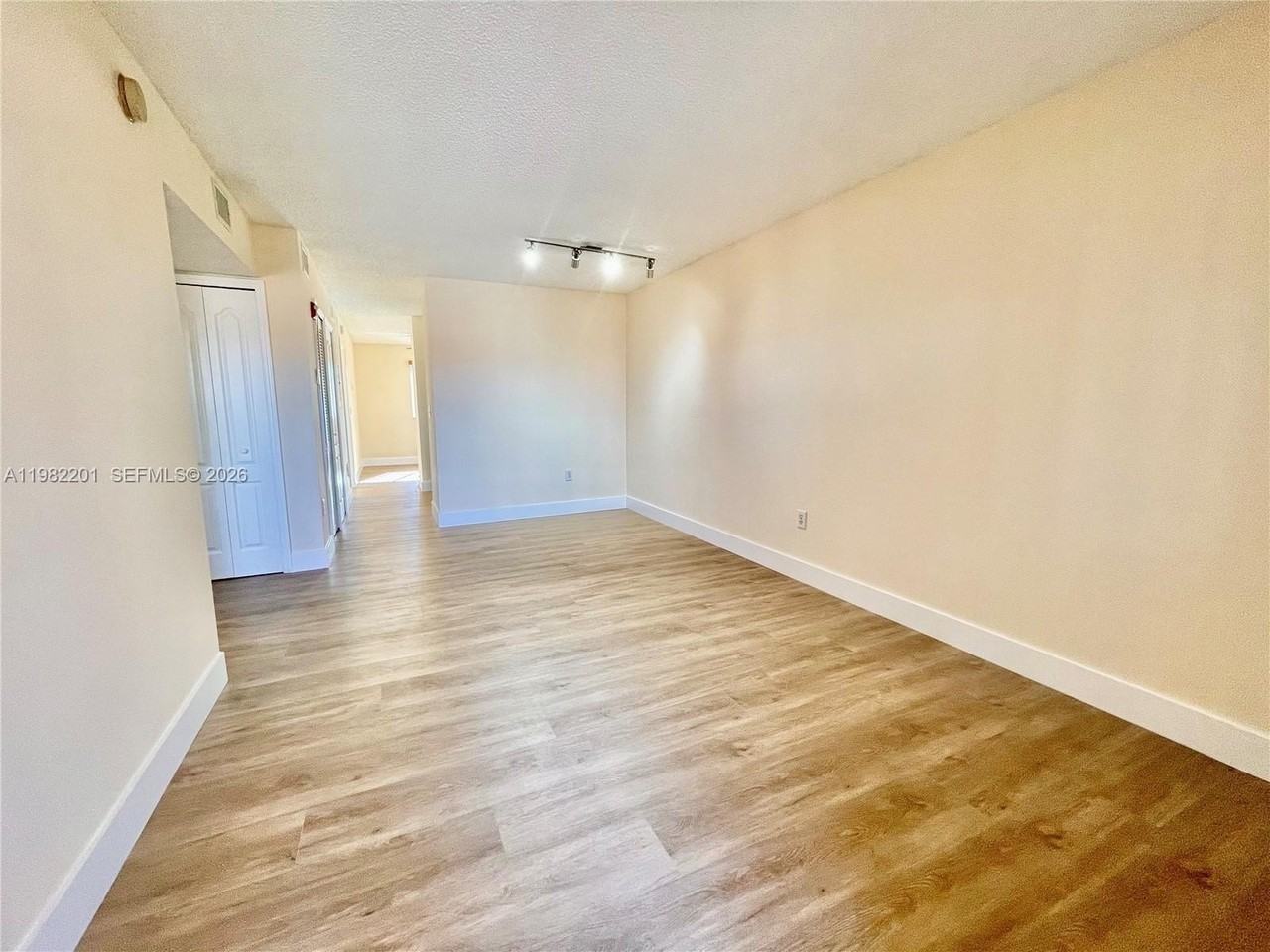 4681 Nw 9th St #211 - Photo 3 of 45