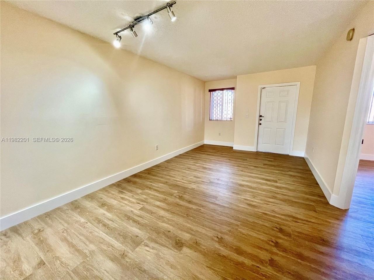 4681 Nw 9th St #211 - Photo 4 of 45