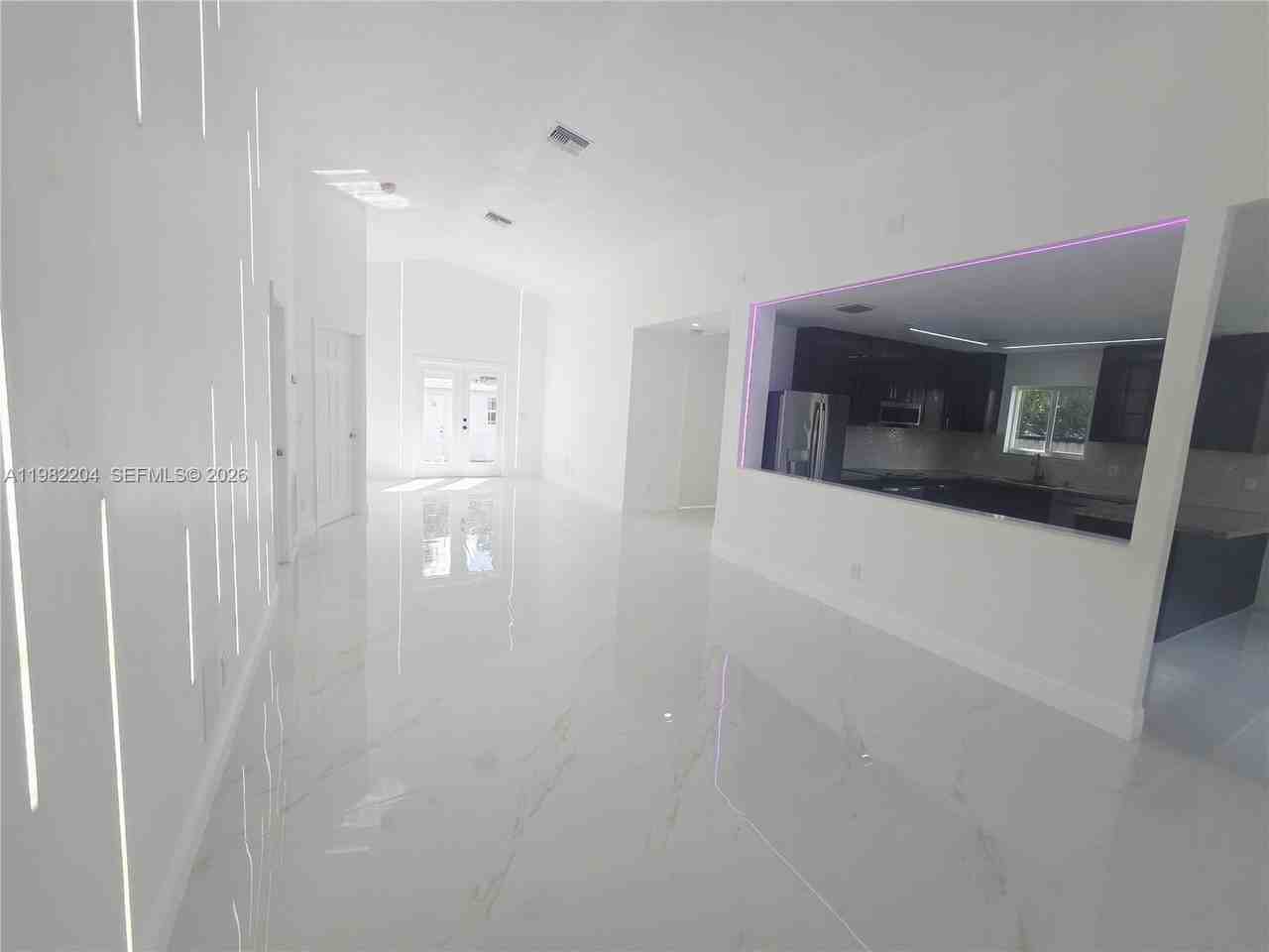 4490 Sw 19th St - Photo 2 of 29