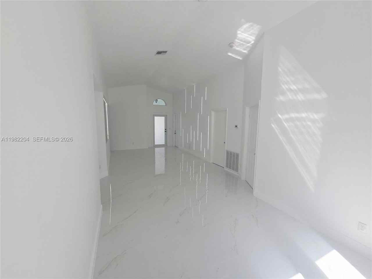 4490 Sw 19th St - Photo 3 of 29