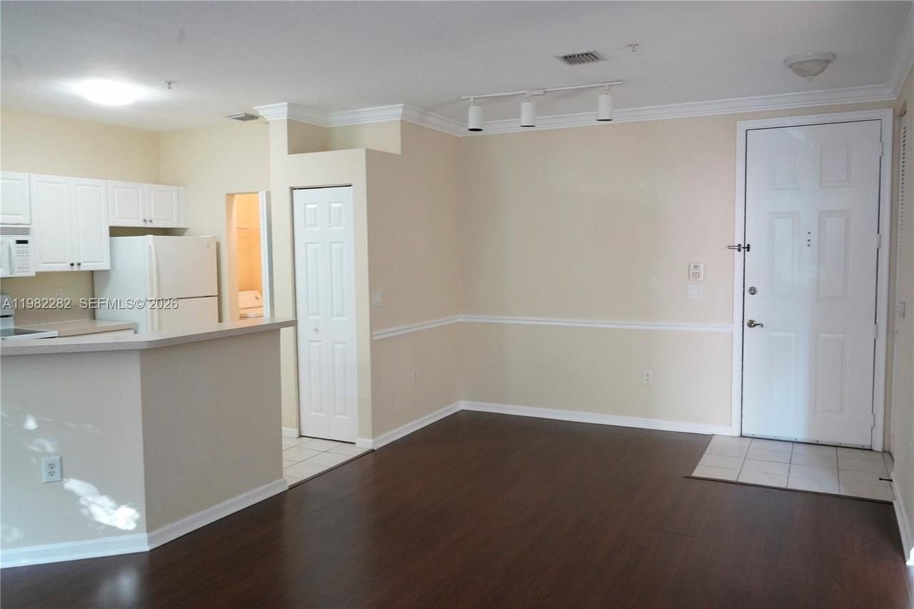 4404 Sw 160th Ave #825 - Photo 7 of 30