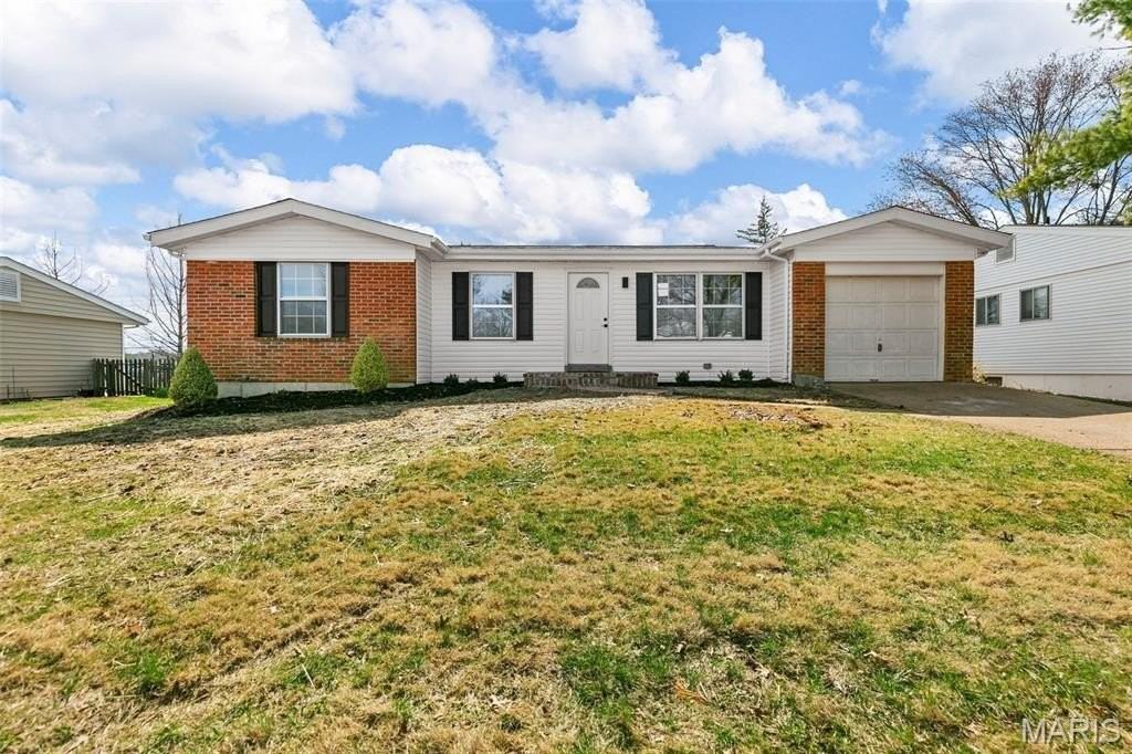 1308 Havenhurst Rd - Photo 2 of 28