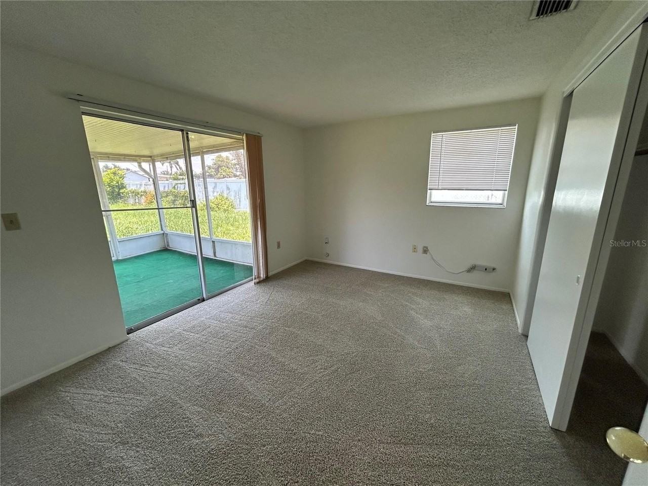 4427 58th St W - Photo 7 of 11