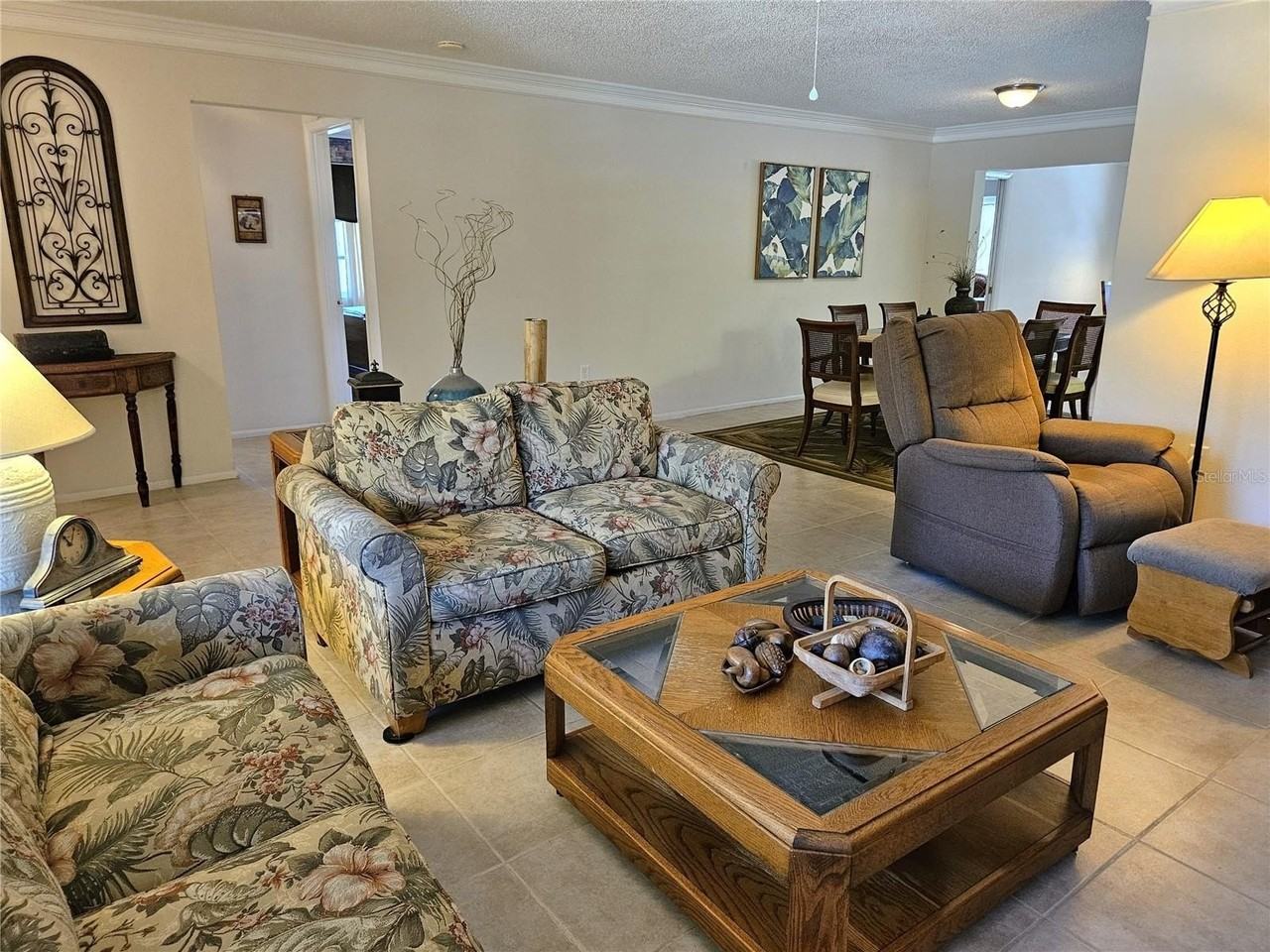 492 E Shade Dr - Photo 7 of 37