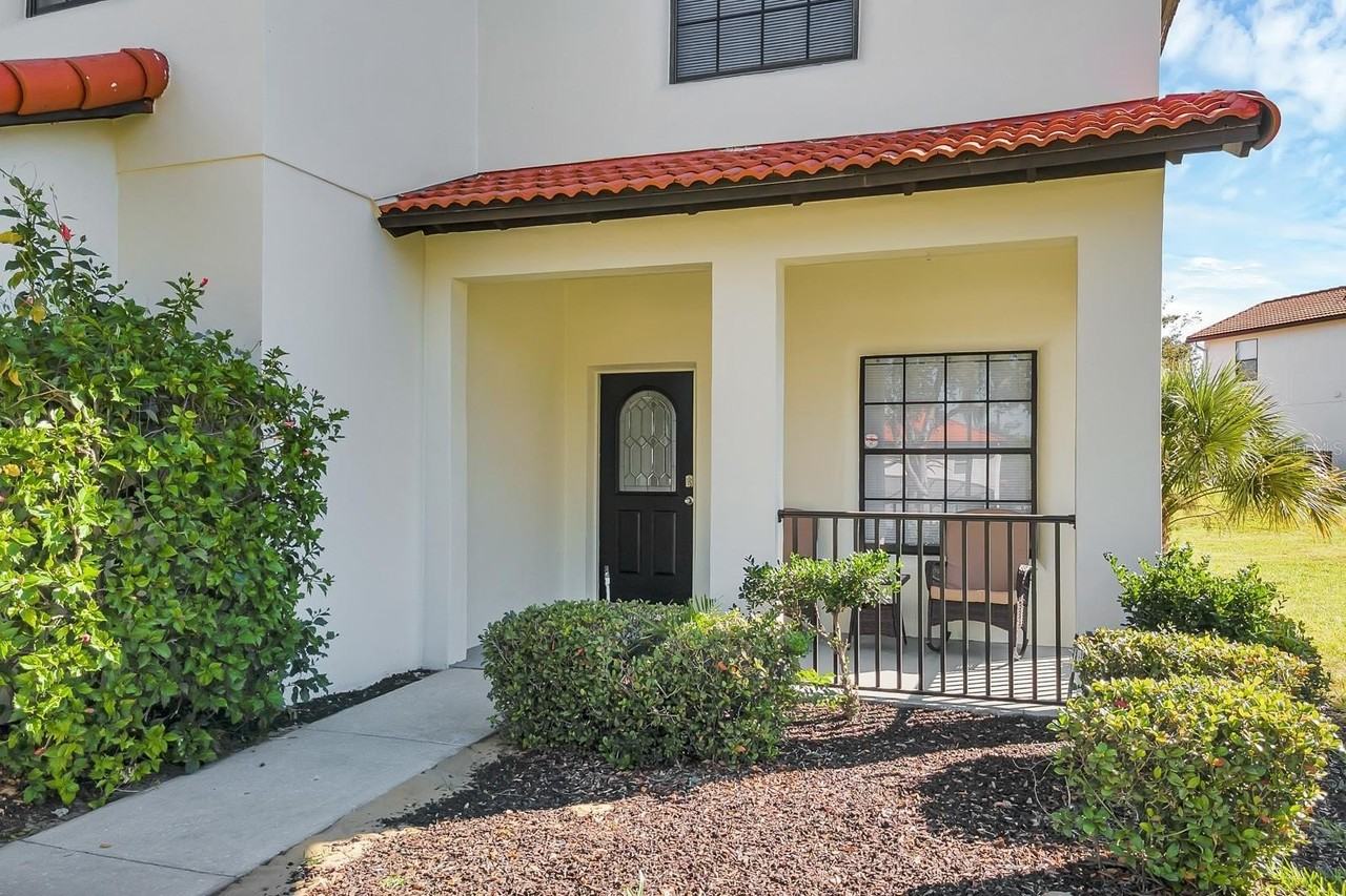 16748 Lazy Breeze Loop - Photo 3 of 37