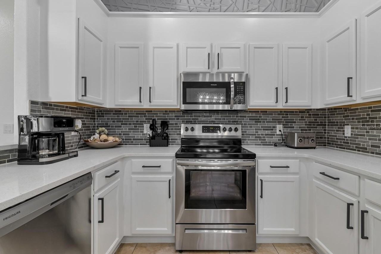 16748 Lazy Breeze Loop - Photo 5 of 37