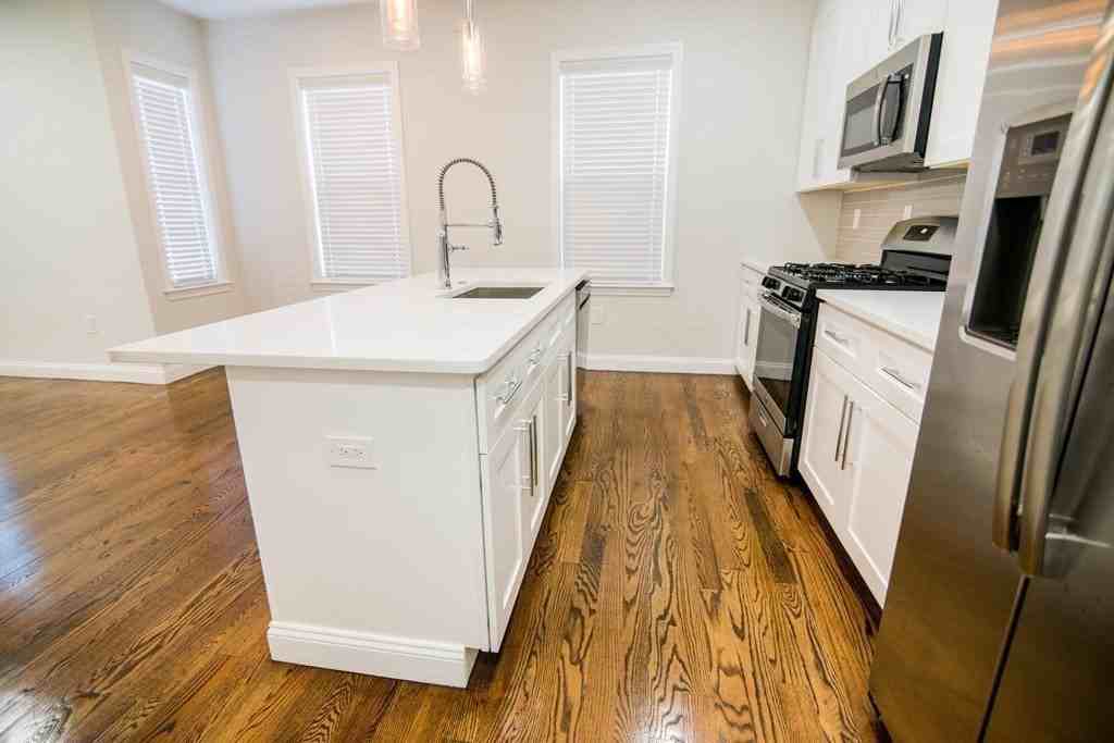 757 Washington St #1 - Photo 3 of 24