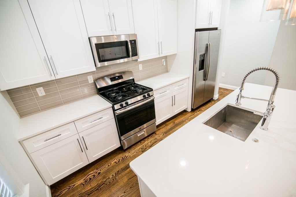 757 Washington St #1 - Photo 4 of 24