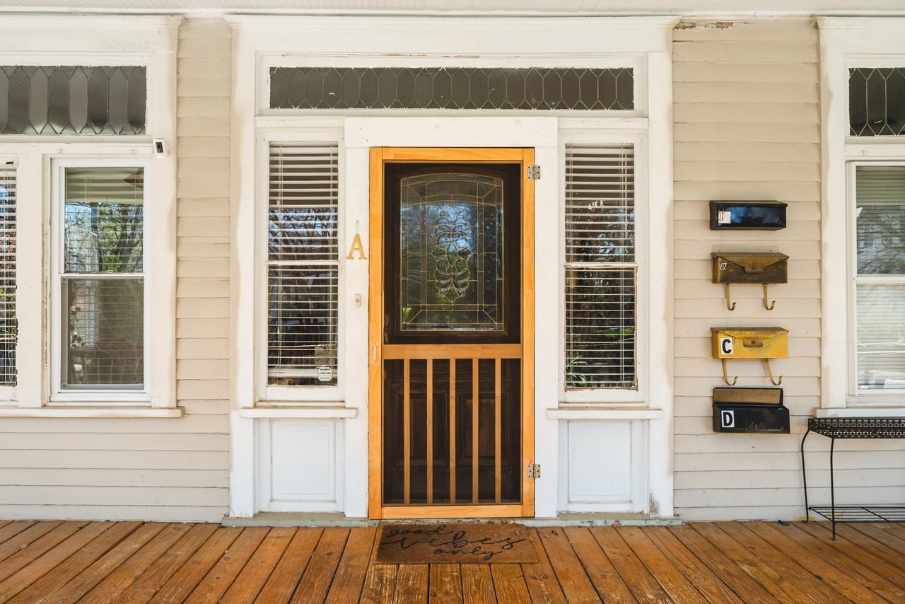 906 Greenwood Ave Ne #A - Photo 2 of 25