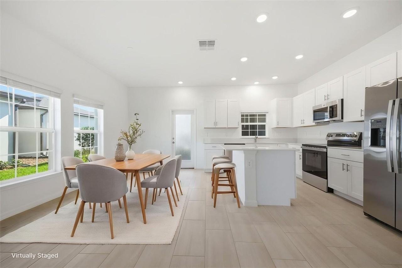 10848 Fanning Springs Ln - Photo 4 of 31