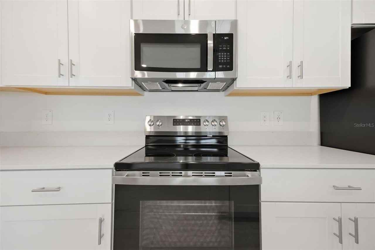 10848 Fanning Springs Ln - Photo 7 of 31