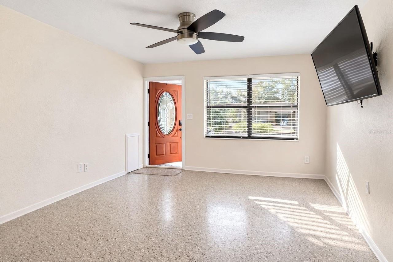 3975 Porpoise Dr Se - Photo 2 of 11