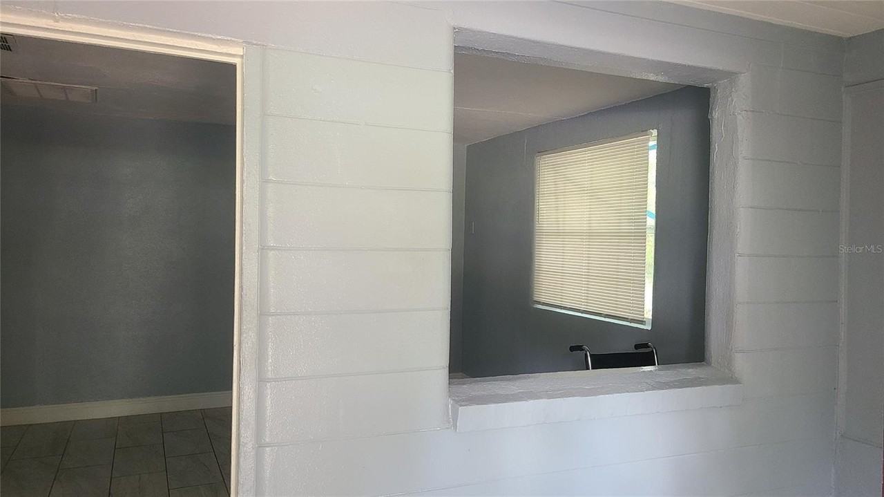 3507 E 29th Ave - Photo 3 of 13