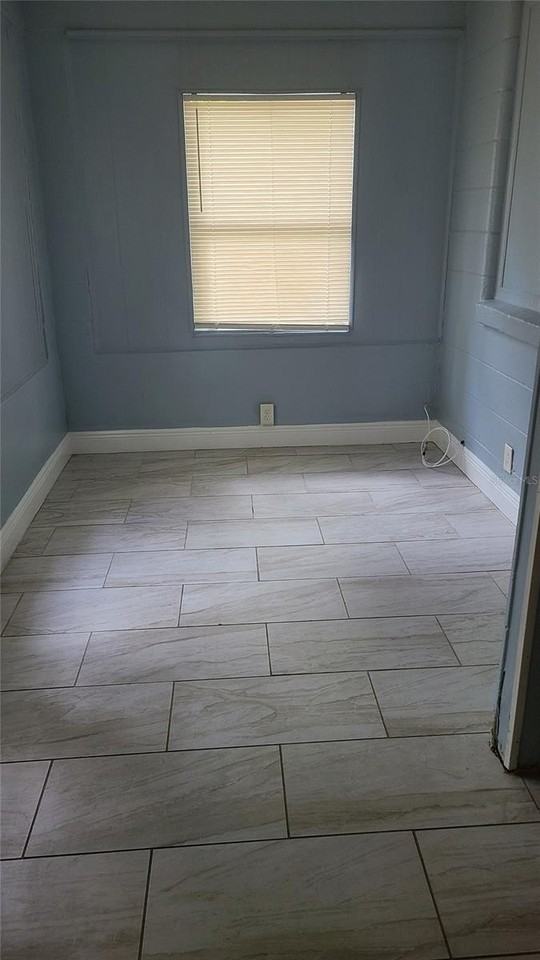 3507 E 29th Ave - Photo 5 of 13