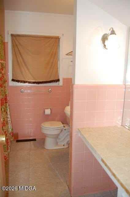 942 Dogwood Cir - Photo 4 of 22