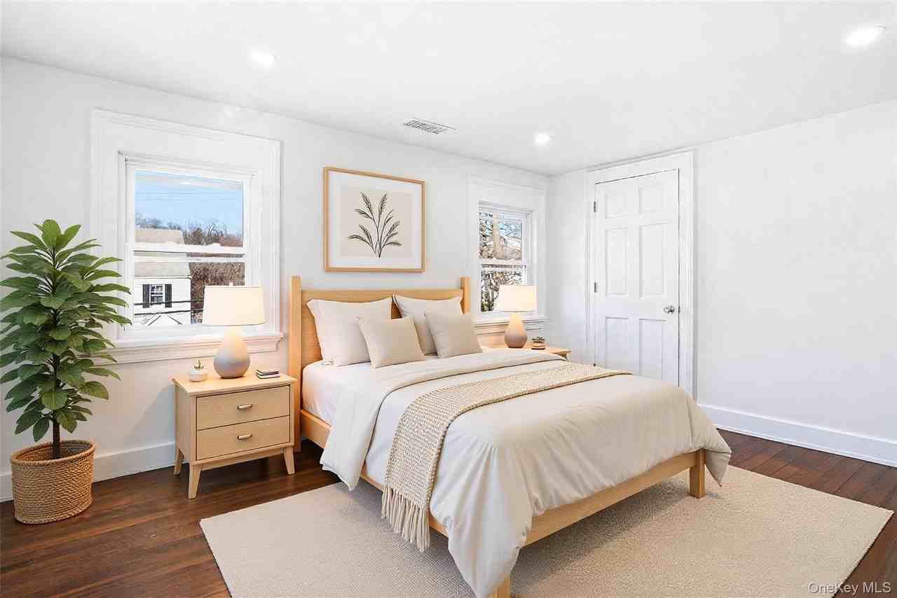 76 N Kensico Ave - Photo 7 of 18