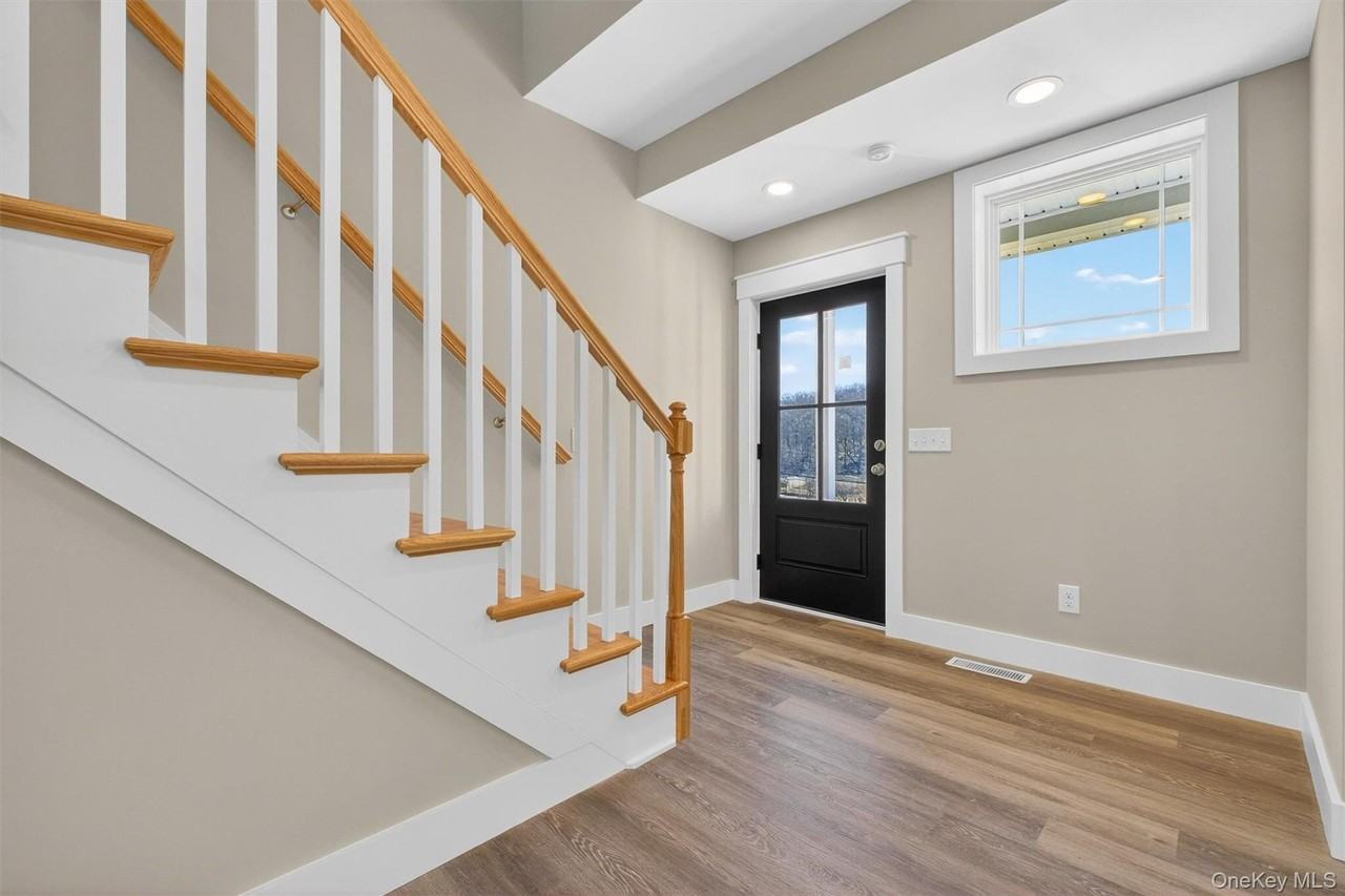 104B North Rd - Photo 4 of 35