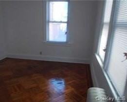 8842 240th St - Photo 5 of 9