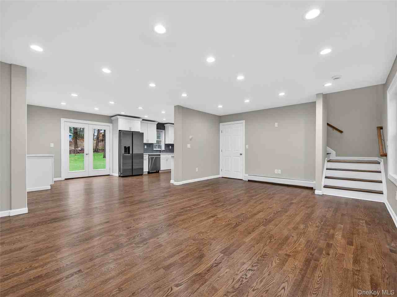 36 Windmill Ln - Photo 3 of 34