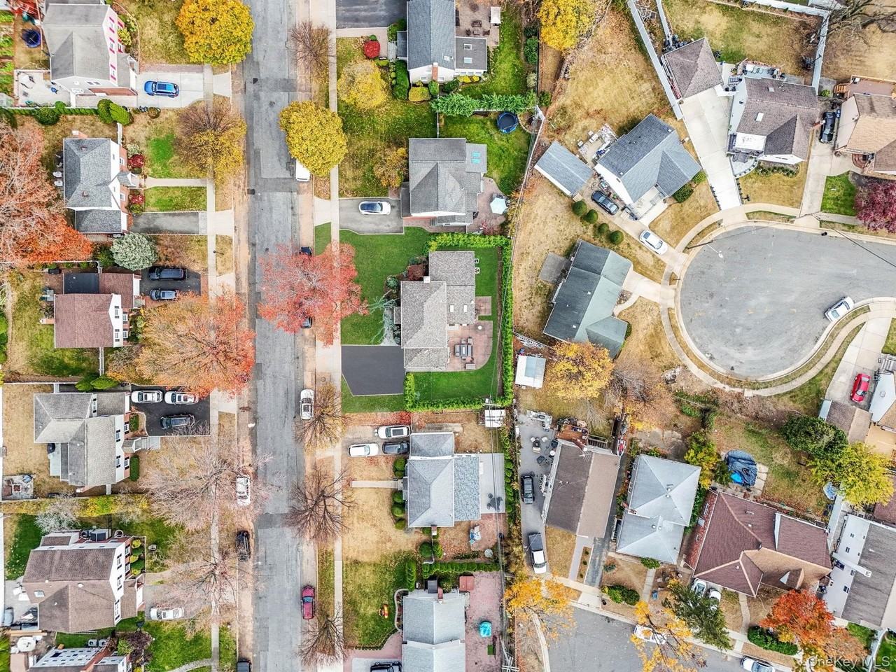 150 Meadow St - Photo 4 of 22