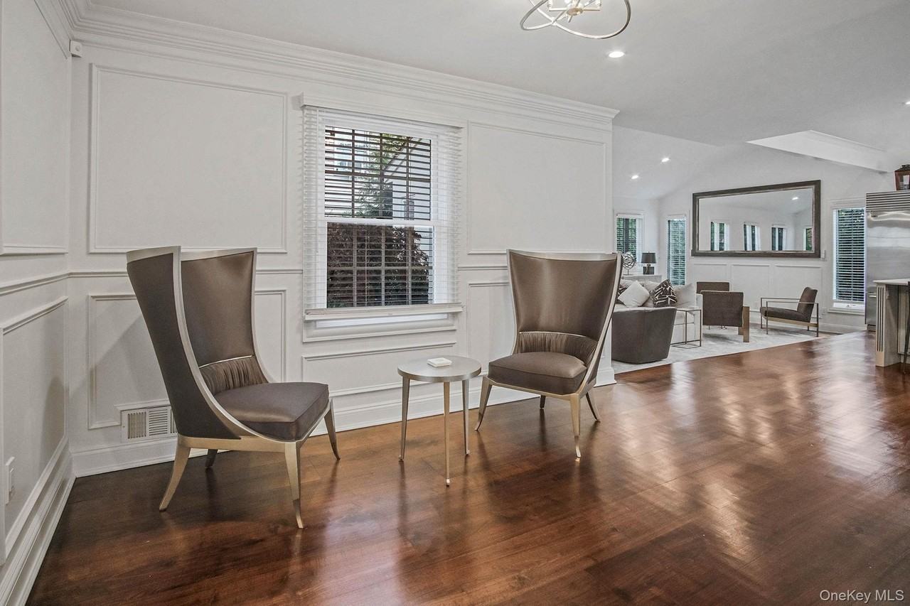 150 Meadow St - Photo 7 of 22