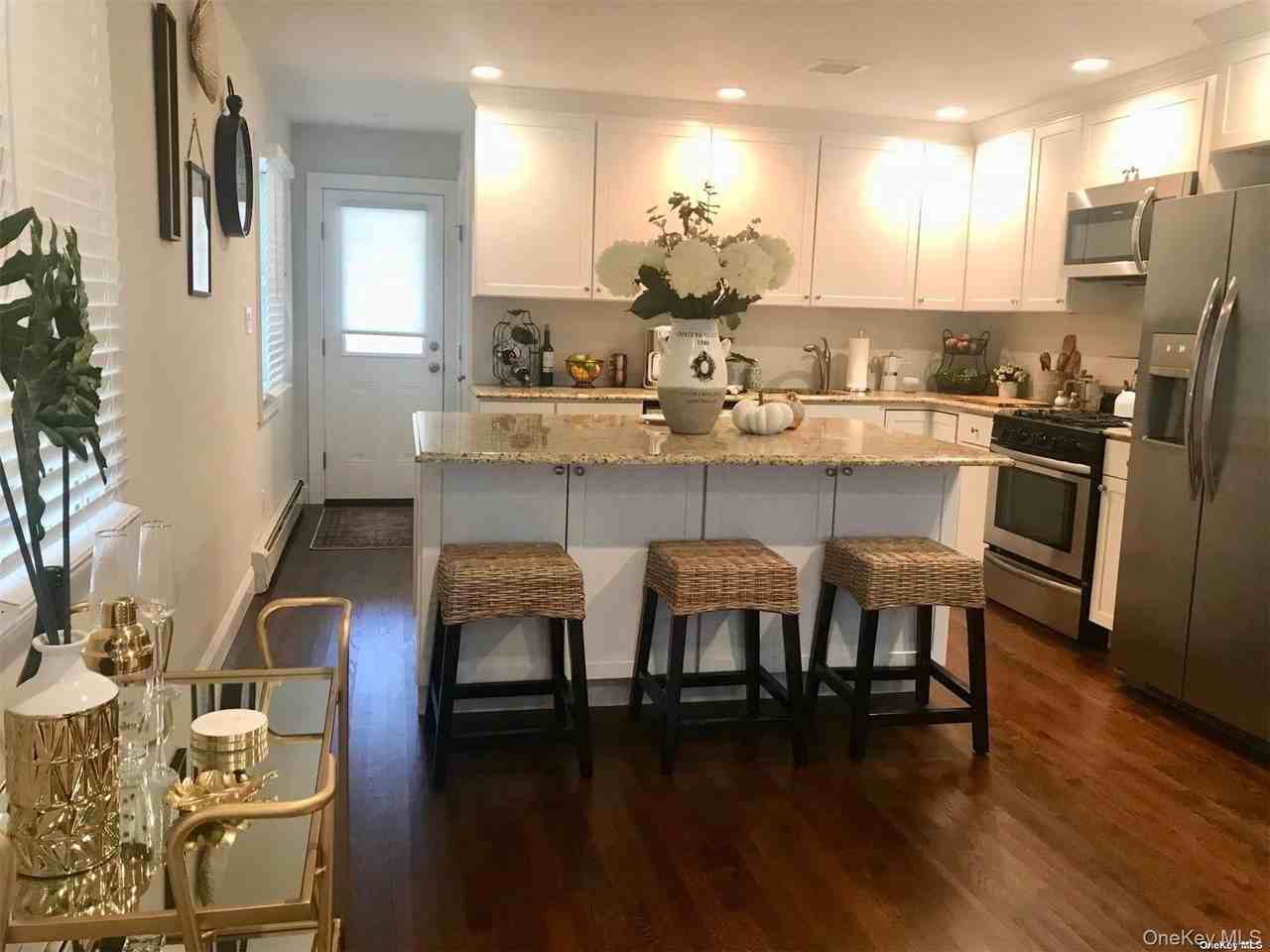 9 North St - Photo 5 of 11