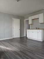 featured image of 137 5th St Apt 3 #Apt 3