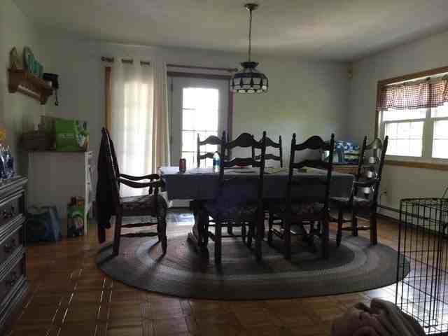 9 Beach St - Photo 4 of 10