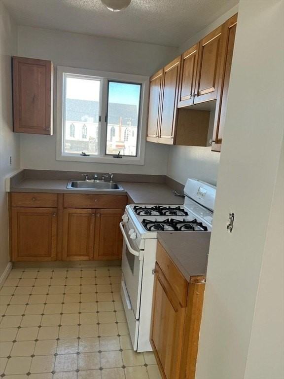 171 Tinkham St Unit 3 - Photo 2 of 12