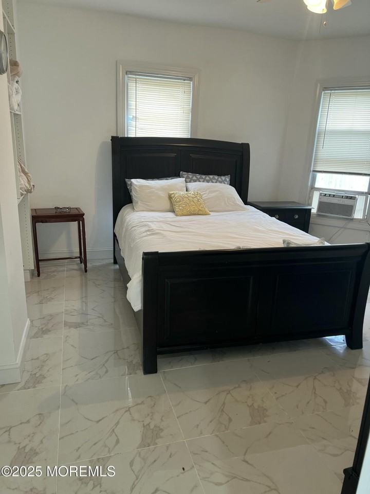 235 S Lincoln Ave - Photo 6 of 11