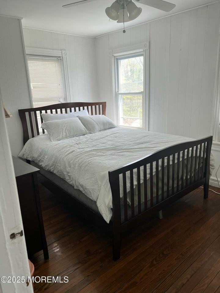 235 S Lincoln Ave - Photo 7 of 11