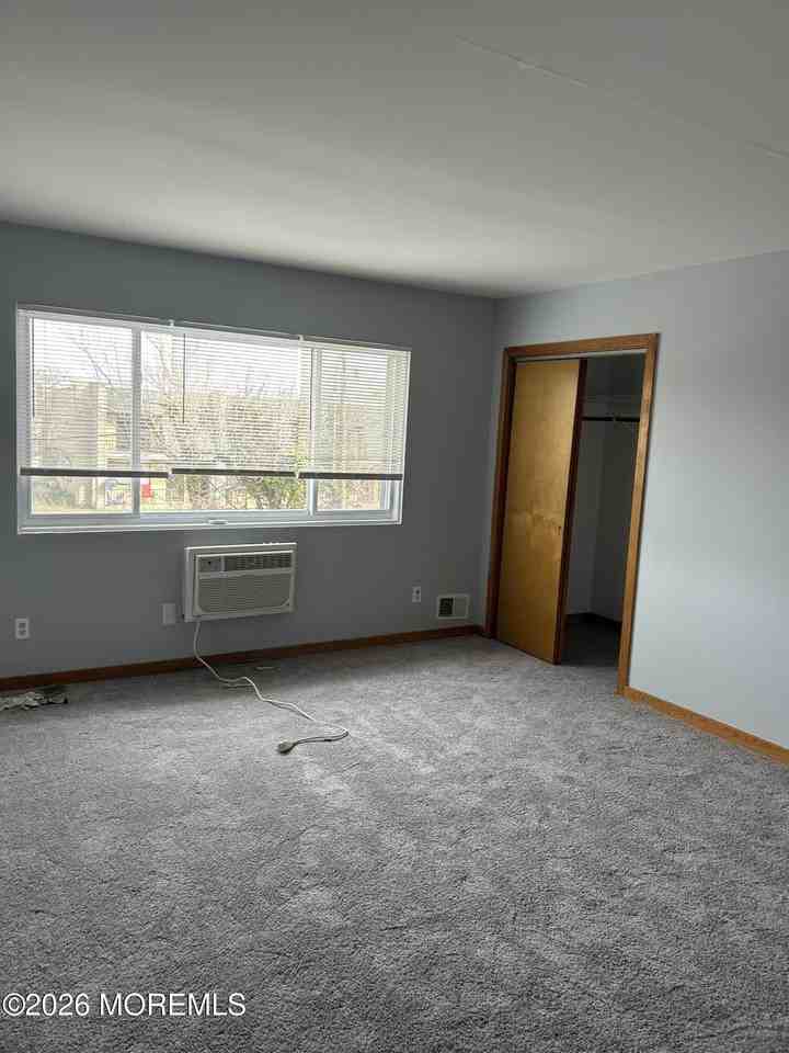 732 Ocean Ave Apt 10 - Photo 2 of 5