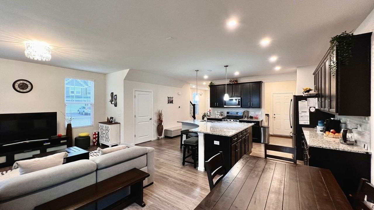 538 Watercress Dr - Photo 5 of 18