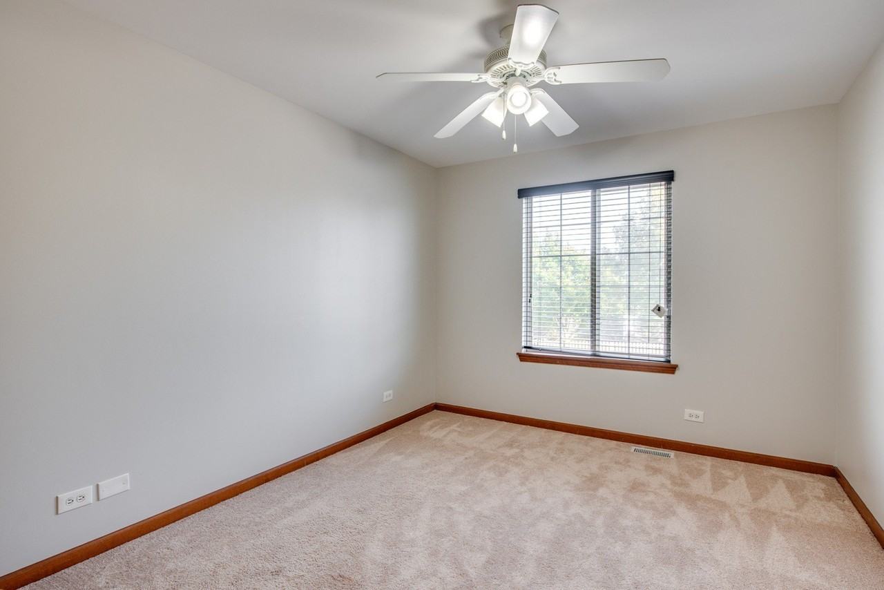 1431 Tara Belle Pkwy - Photo 3 of 30