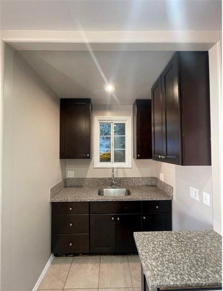 590 W 3rd St - Photo 5 of 9