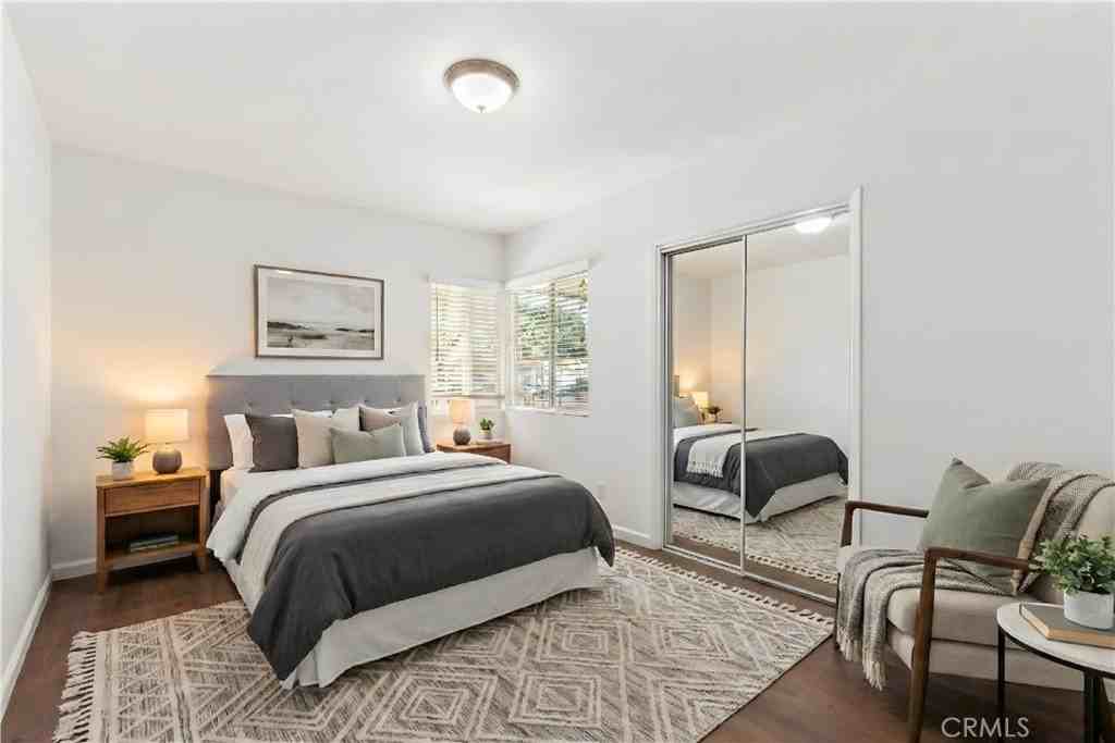 7425 Garden Grove Ave - Photo 7 of 12