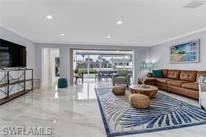 455 Bayside Ave - Photo 3 of 21