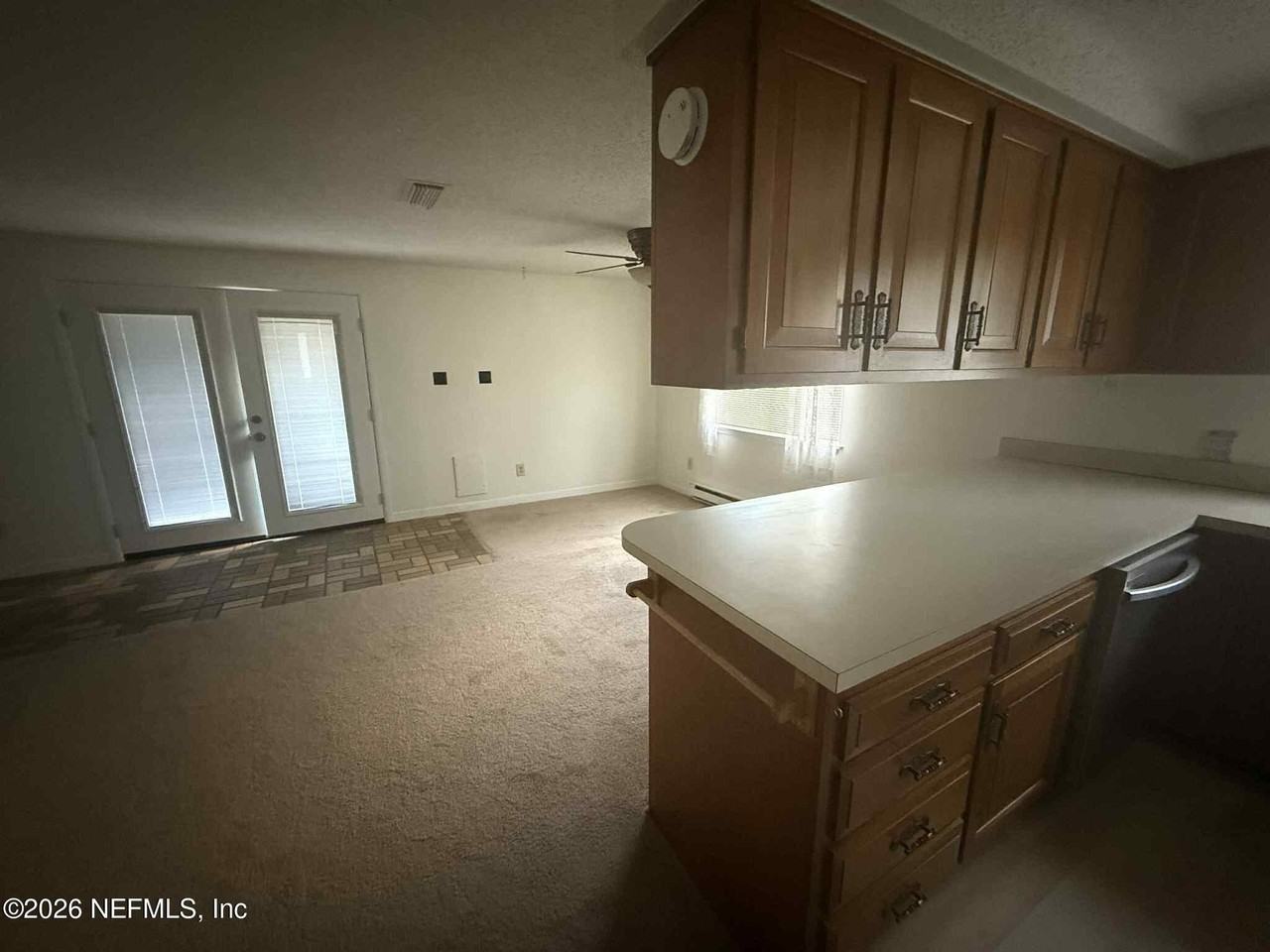 104 Park Ave - Photo 5 of 14