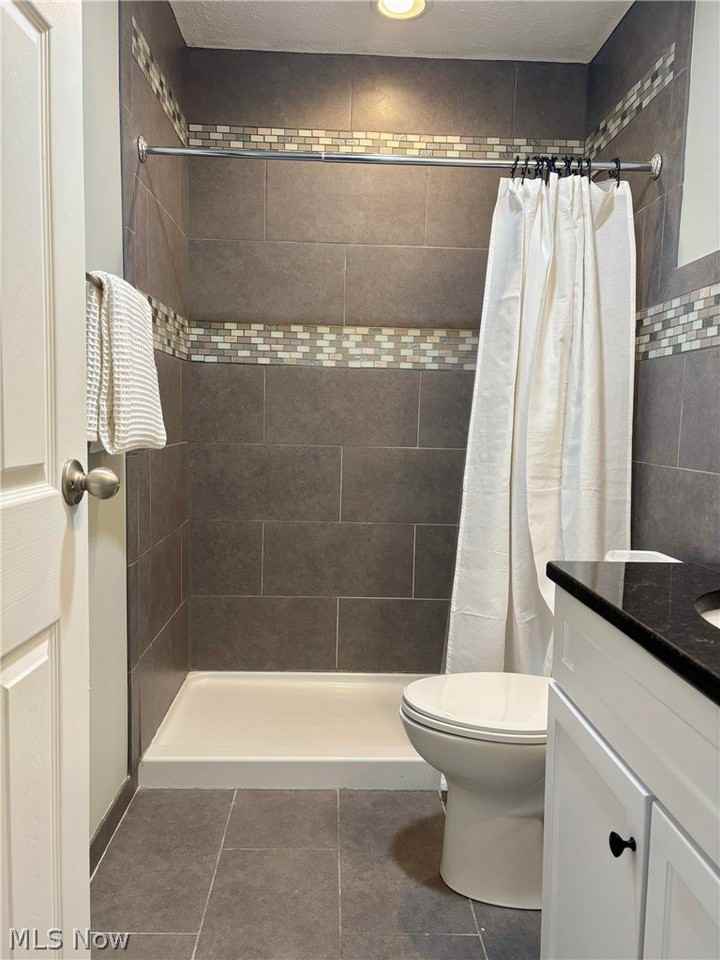 20333 Detroit Rd - Photo 7 of 12