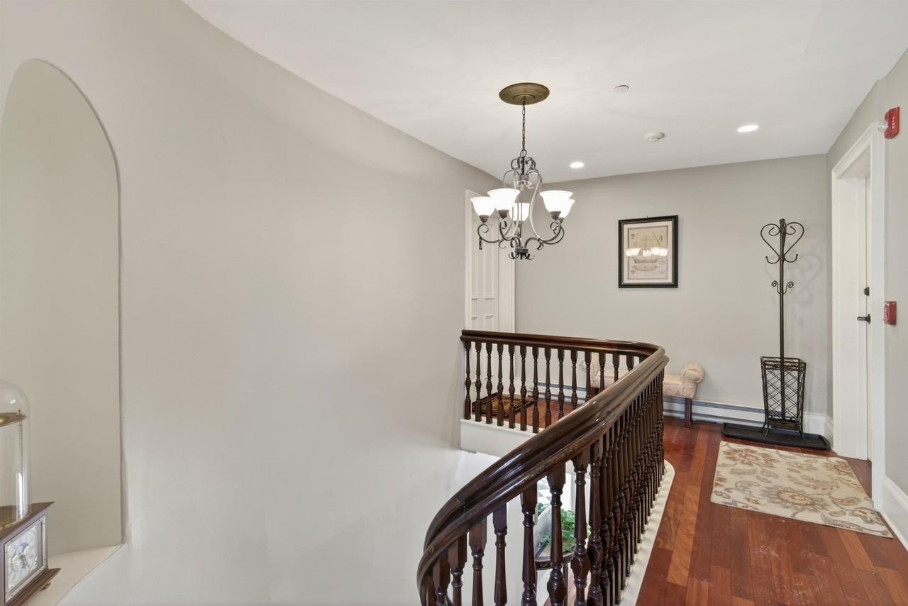 7 Islington St #R1 - Photo 7 of 39