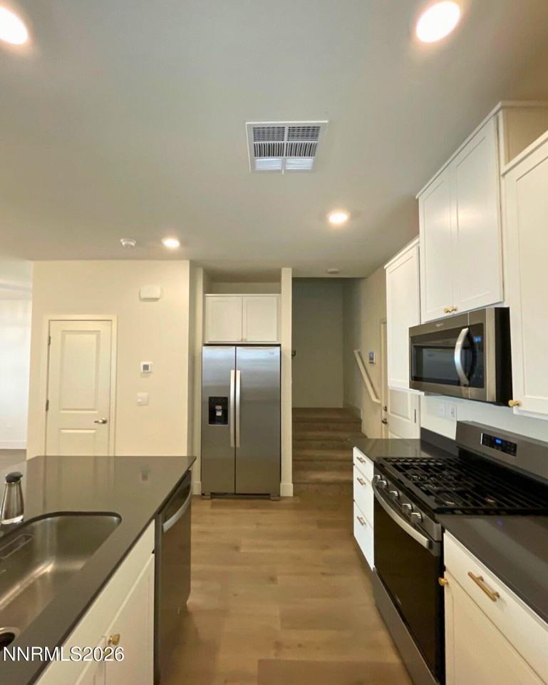 1243 Cedarhaven Ct - Photo 6 of 23