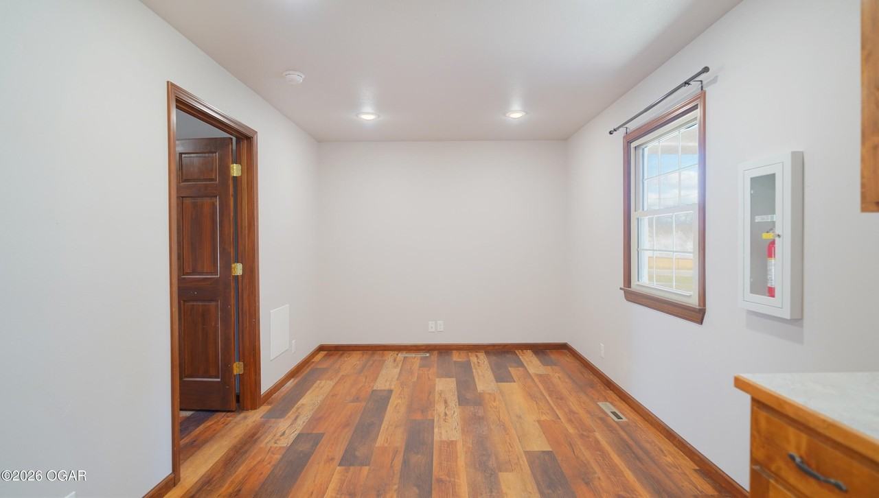 1234 N Duquesne Rd - Photo 5 of 18