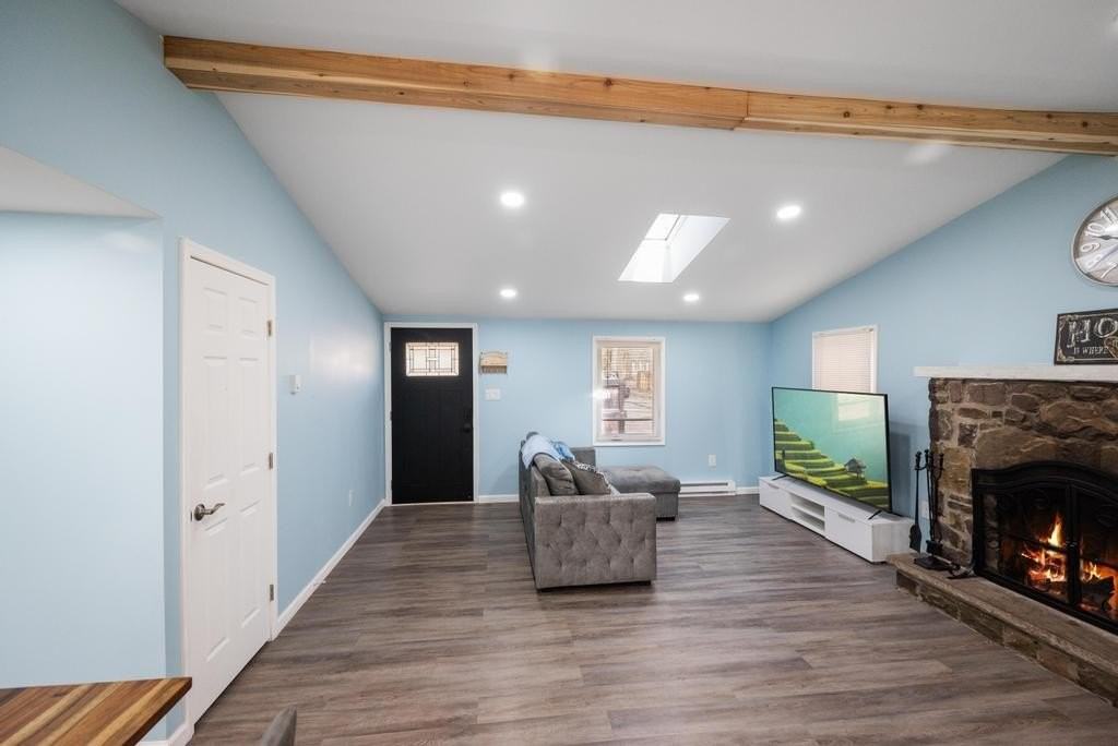 1194 Deer Run - Photo 4 of 20