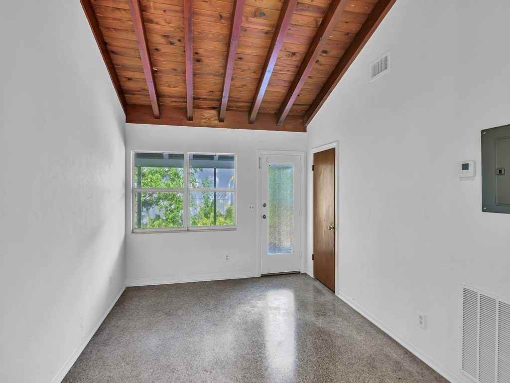 856 Dahlia Ln Unit B - Photo 7 of 36