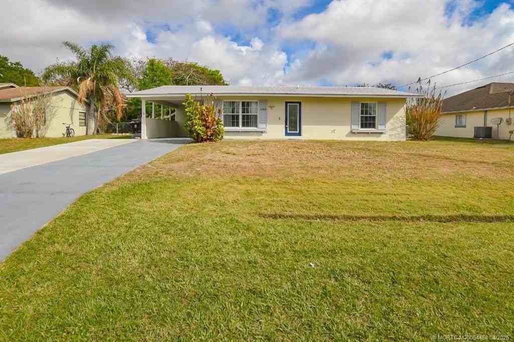 1365 Sw Gastador Ave - Photo 2 of 32