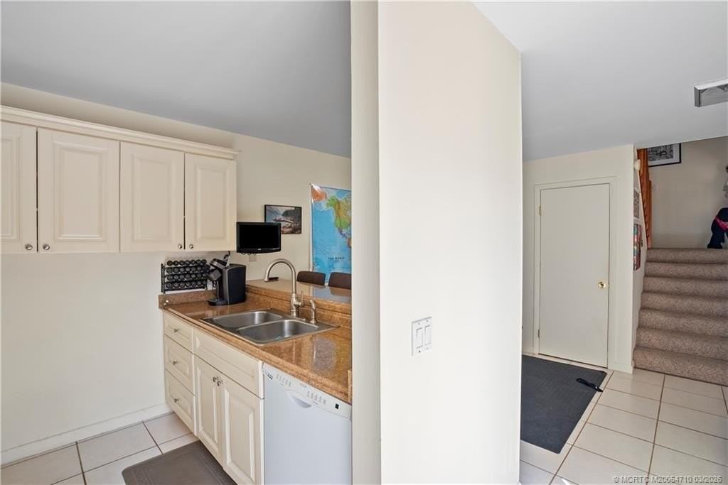 2992 Sw Sunset Trace Cir - Photo 4 of 21