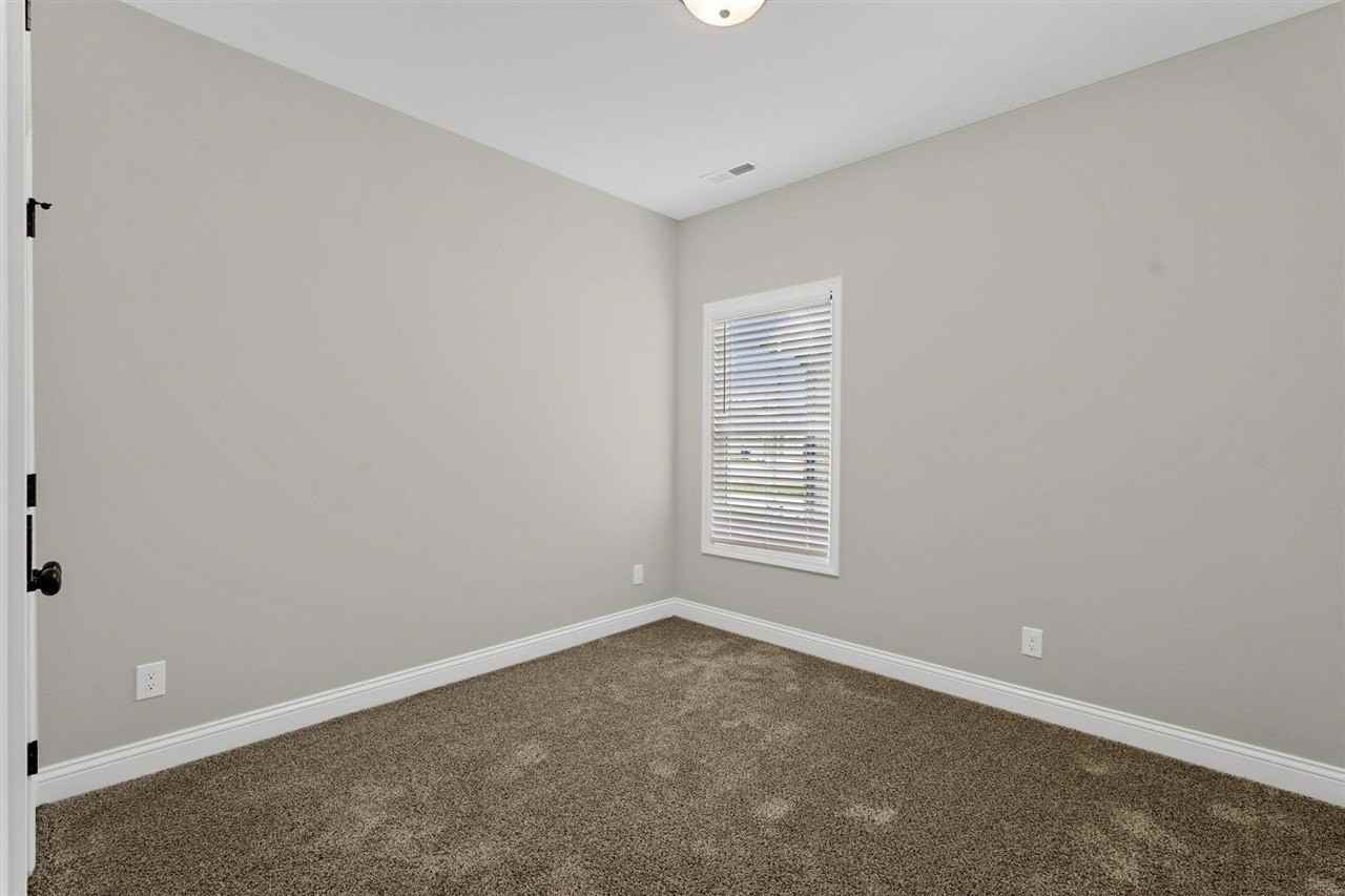 1156 Shallowford St - Photo 7 of 20