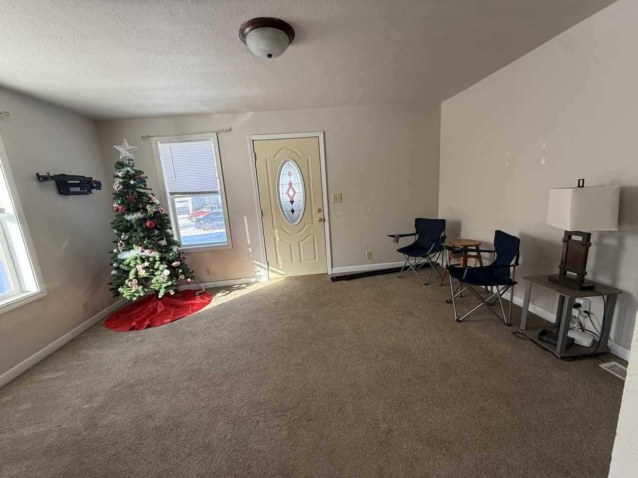 304 2nd St Sw #1 - Photo 6 of 22